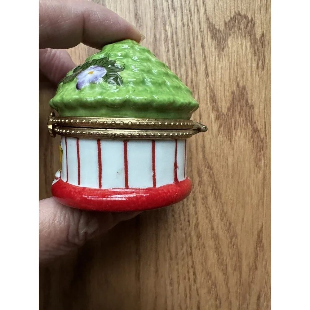 Ceramic Porcelain Trinket Box Flower Yellow Bird‎ Cage Round Dome Lidded Jewelry